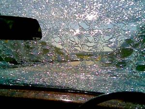 Jag windscreen shatter Angouleme Circuit des remparts Charente rally gite holidays citroen ds hire