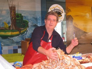 Poitiers market langoustines Deux Sevres gite holiday classic car rental