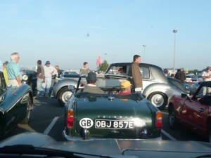 gite holidays southwest france classic car rental swimming pool circuit des remparts angouleme