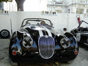 circuit des remparts rally gite holidays classic car rental charente deux sevres citroen ds23ie dsuper5