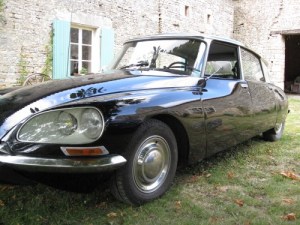 gite holidays southwest france classic car rental swimming pool circuit des remparts angouleme