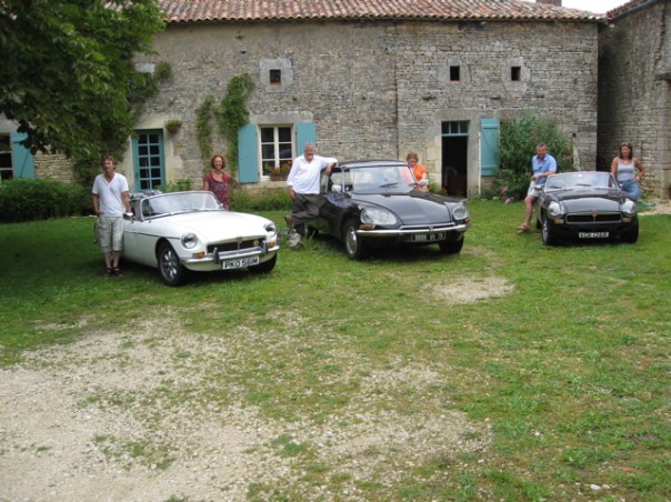 GroupCars MGB Roadsters and Citroen DS 23