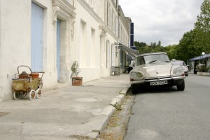 Citroen DS Pallas Classic Car Hire Poitou-Charente