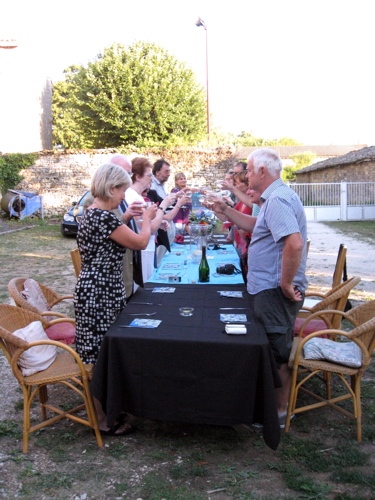 Gite in Charente France for dinner catering and large parties