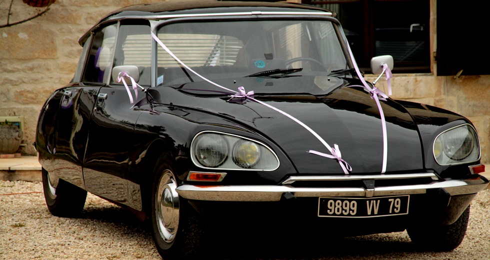 Citroen DS Wedding Car Vanzay