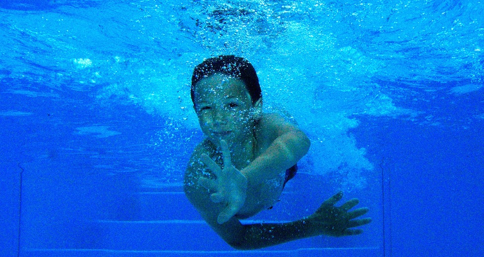 Gite swimming pool France, French cottage holiday