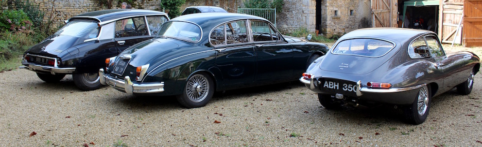 Jaguar E-Type, Jaguar MK2, CitroenDS, classic car hire, France